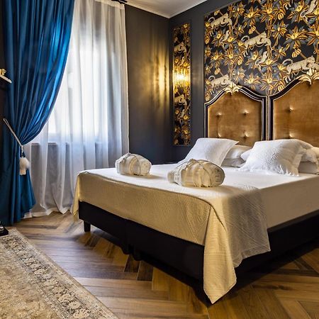 Residenze Carlo Alberto - Boutique Apartment Verona Buitenkant foto